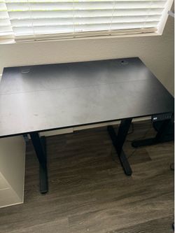 Height Adjustable Standing Desk