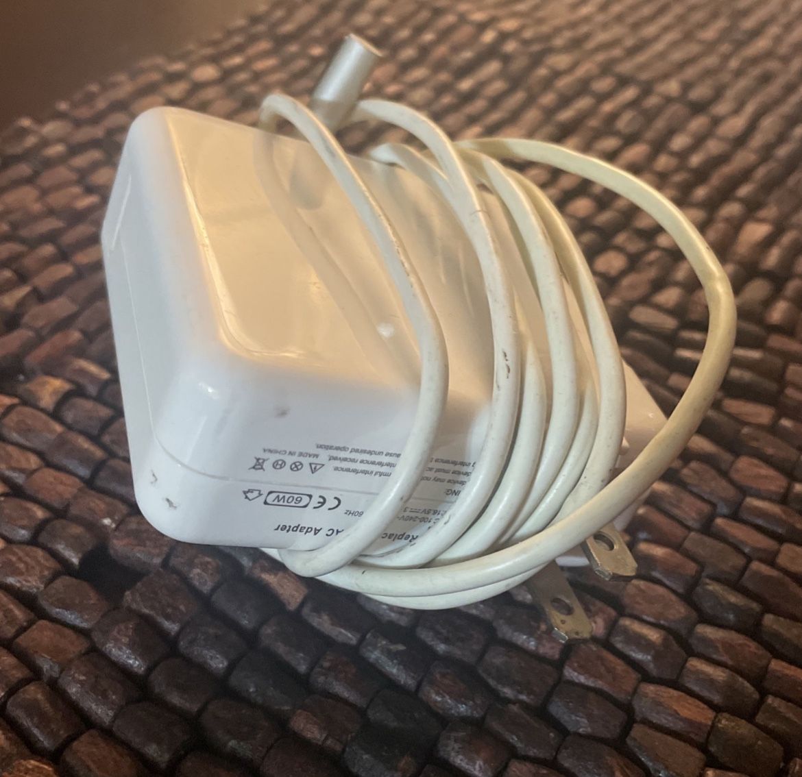 AC Adapter