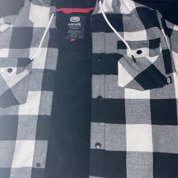 Ecko Unitd, Size Medium 