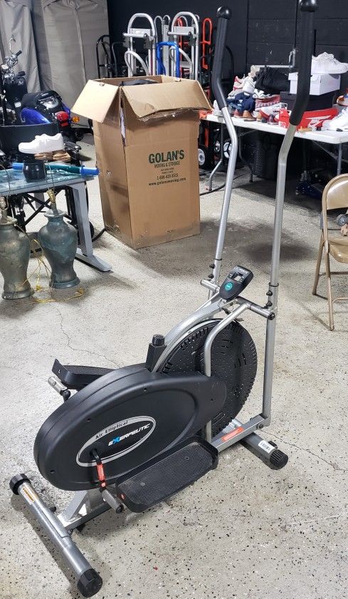 EXERPEUTIC AIR ELLIPTICAL W/ DUAL ACTION ARMS & CONSOLE