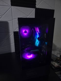 Black Gaming PC / Open to trade