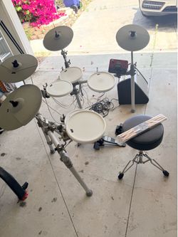 KAT Electric Drum Set With Amp
