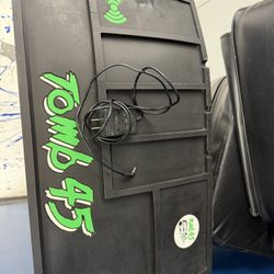 Tomb 45 Wireless Charging Pad  For Clippers 