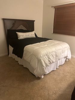 Full sized bed and mattress set