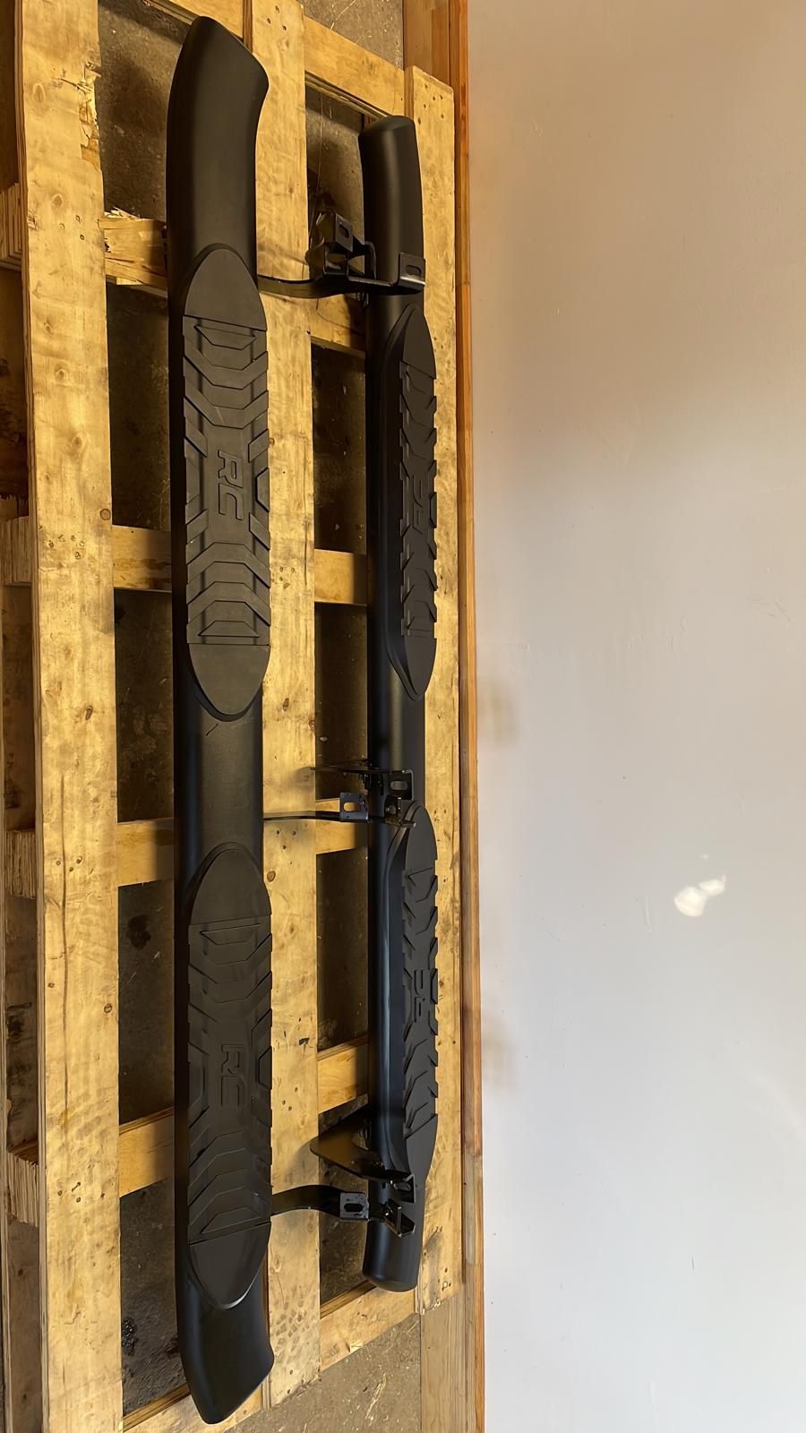 Running Boards 2022 Ford Bronco New !!