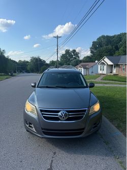 2010 Volkswagen Tiguan