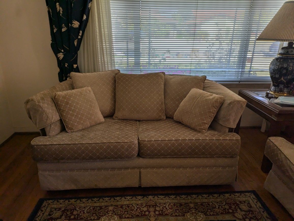 Free Sofa And Loveseat