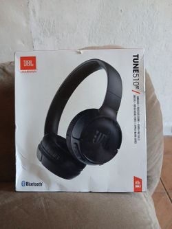 JBL Wireless headphone