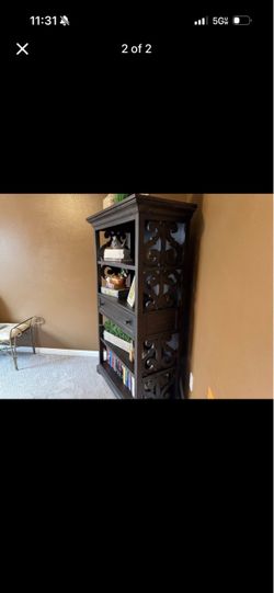 Bookshelf