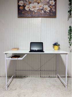 Desk, Escritorio