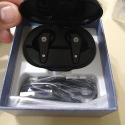 Wireless Earbuds