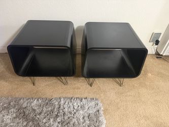 Set Of 2 End Table/Chrome Legs