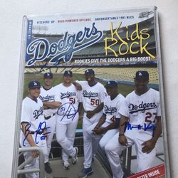 2006 Dodger Magazine Autographed By Russell Martin, Andre Either, Jonathan Broxton, And Matt Kemp