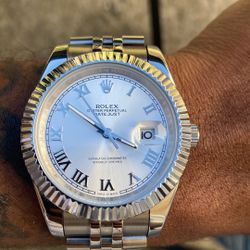 Fluted Bezel