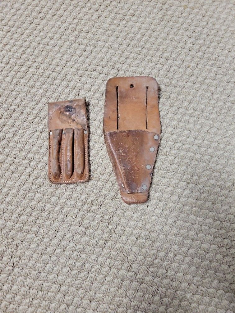 Belt Plyers & Additionally Holder