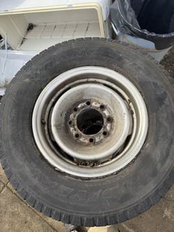 4- Chevy Express 8 Lug Rim And Tires
