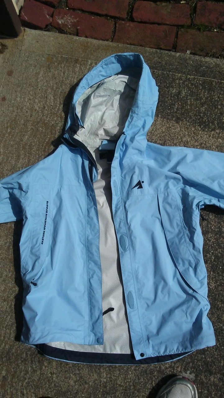 Eastern Mountain Sports jacket. Size XS Women's.