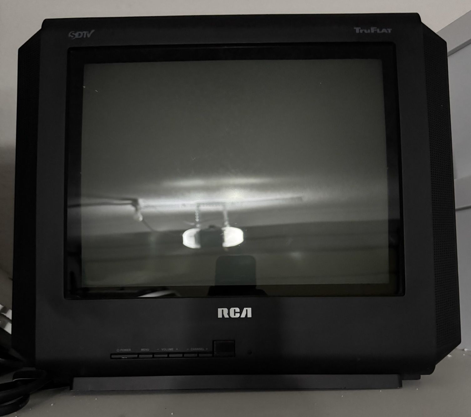 RCA TruFlat Component Video 14” Flat Panel CRT TV