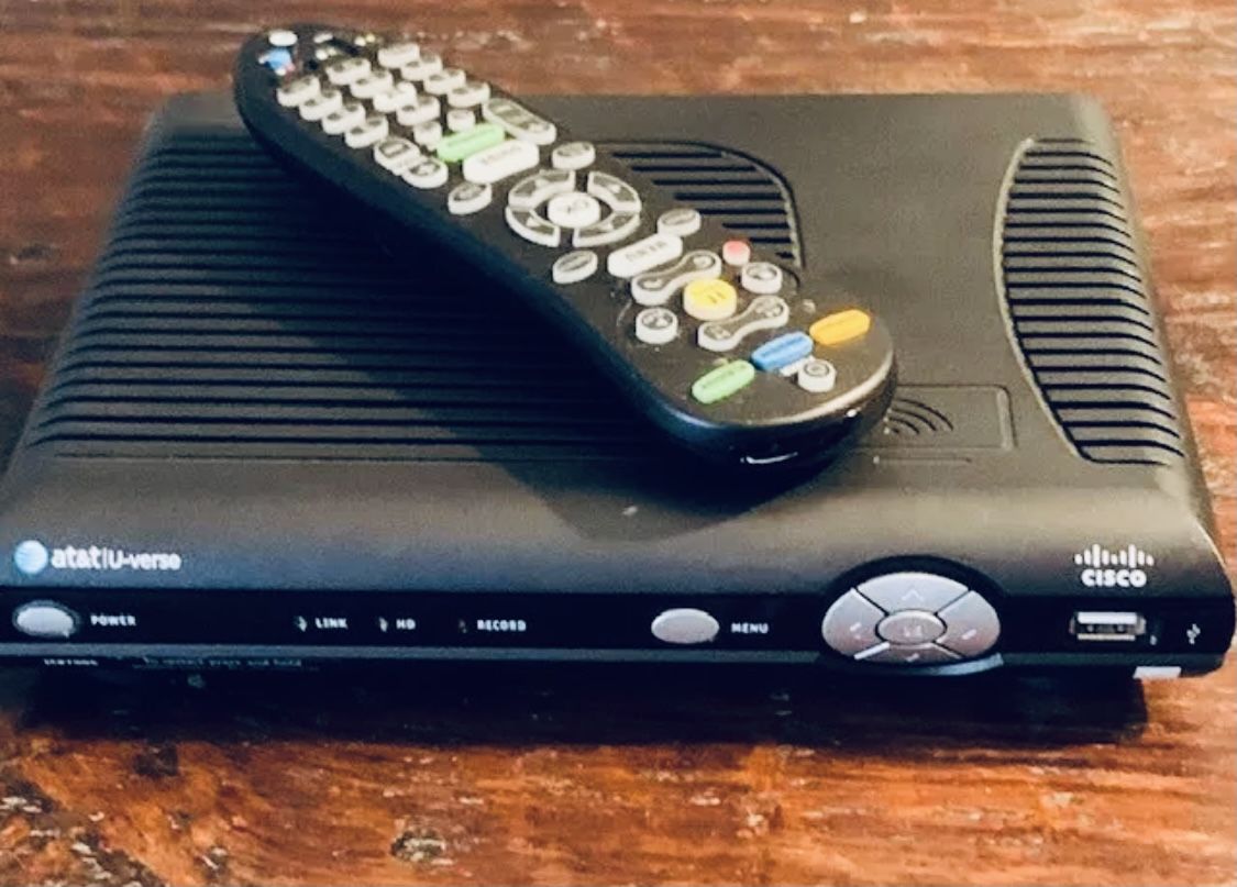 ATT UVERSE Wireless and Cable Bundle Router, Box,