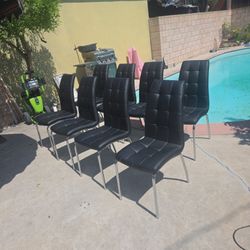 Set of 8 Modern Chairs 