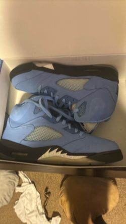 Jordan 5 unc