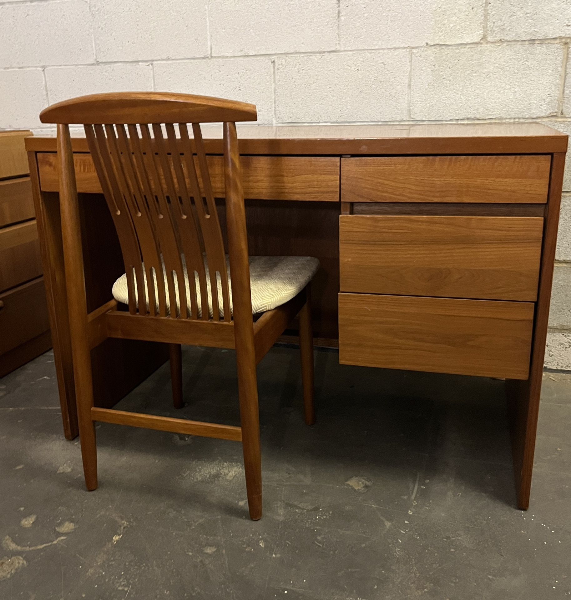 Vintage Borneo Teak Desk And Chair - S Korea
