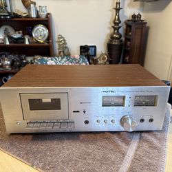Vintage Rotel RD-15F Stereo Cassette Deck. Tested. Working great 