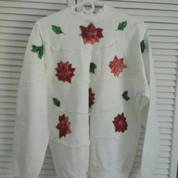 2 white Christmas sweat shirts