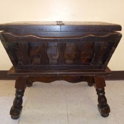 Antique Table (READ DESCRIPTION)