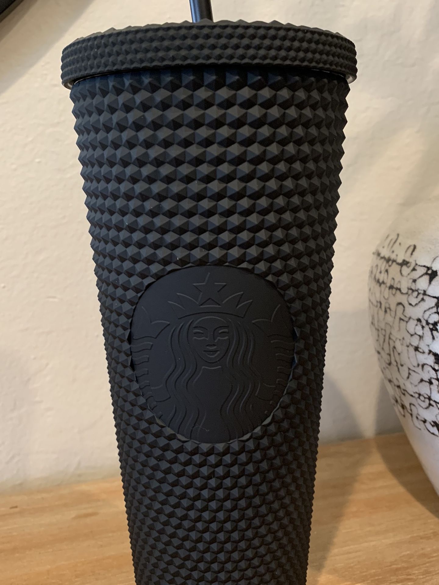 Starbucks 2020 Matte Black Studded Tumbler Cold Cup 24 Oz NEW