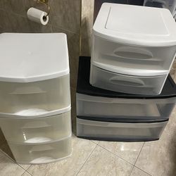 Plastic drawers