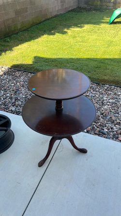 Old table (antique)