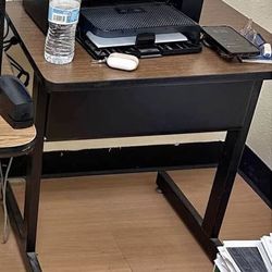 Office desk 