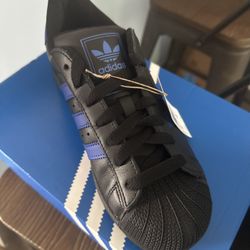 Adidas Superstar ll Size 7M