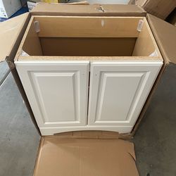 Glacier Bay 31 in. Single Sink White Bath Vanity with White Cultured Marble Top (Assembled)