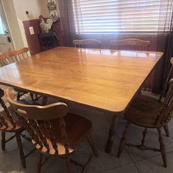 SOLID MAPLE DROP LEAF DINING TABLE WITH 6 CHAIRS