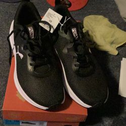 Puma Women's Skyrocket Sneaker Shoes Women’s Size 10 - BLACK New With Tags Color Black 