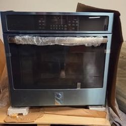 GE 30" Built-In Single Convection Wall Oven - SS - New in Box