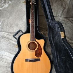 FENDER PARAMOUNT PM-4CE 