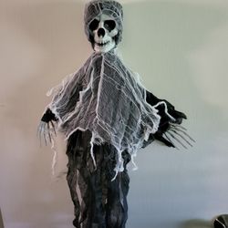 Halloween Hanging Ghost,Hanging Skeleton Ghost