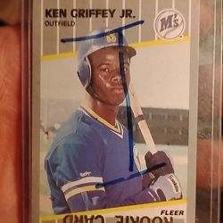 Bo Jackson Rookie Card And Ken Griffey Rookie Card Not Graded