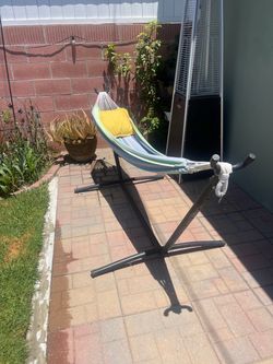 Outdoor Hammock with Metal Stand