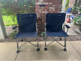 MacCabee Folding Chairs
