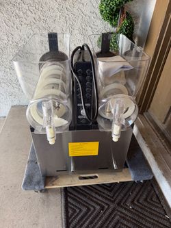 commercial slushle machine ...read discreption