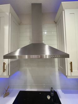 Kitchen Aid Range Hood 30”