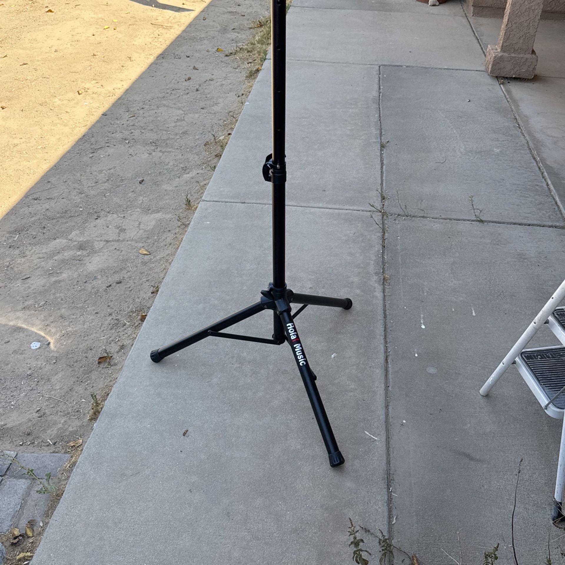 Hola Music Speaker Stand $25