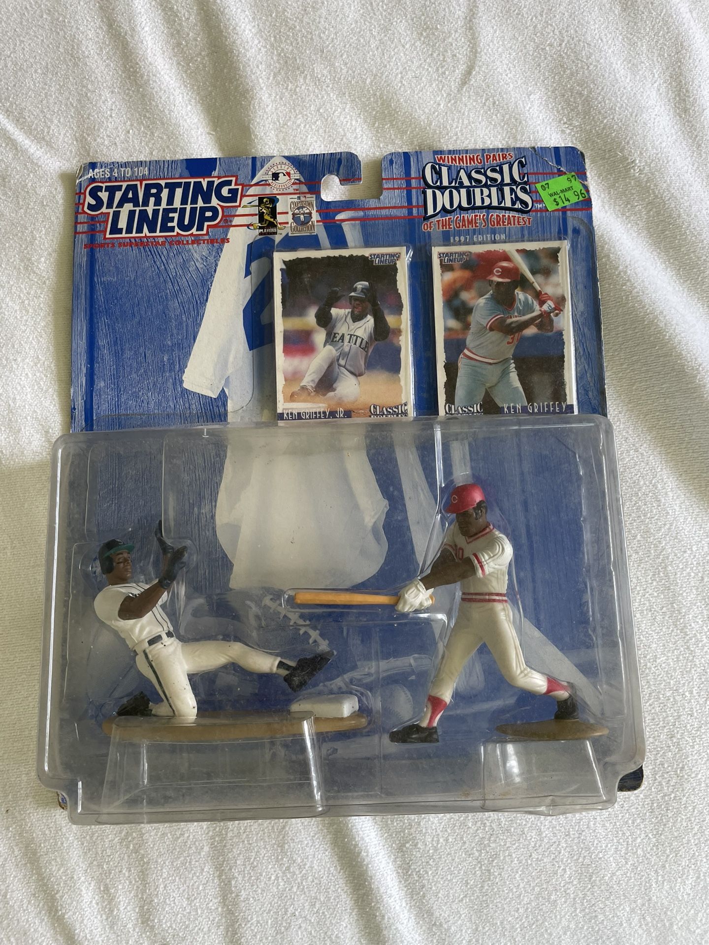1997 Starting Lineup Classics Doubles Ken Griffey Sr/Jr Figures