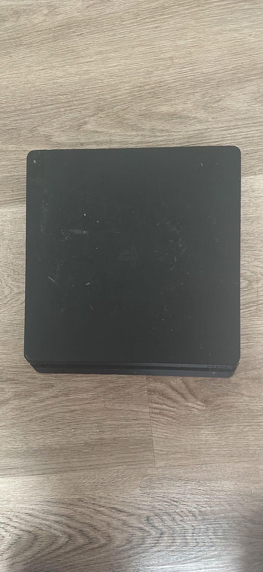 Sony PlayStation 4 (ps4)