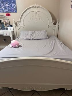 Large Princess Bed Frame - Full size/ White