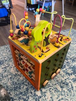 Activity cube Zany zoo